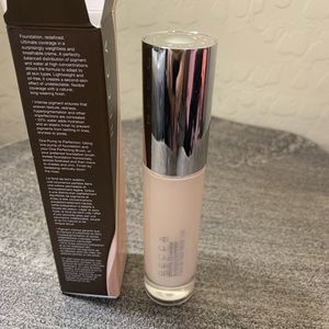 Cover fx foundation ultimate coverage.